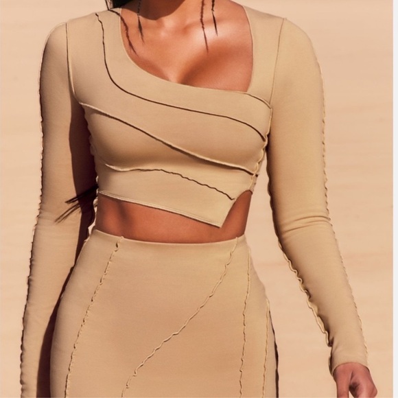 Oh Polly waved long sleeve crop top size 6 beige baddie - Picture 1 of 3